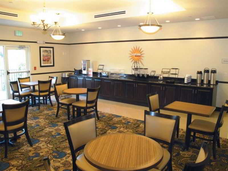 La Quinta By Wyndham Sebring Hotel Restaurant photo